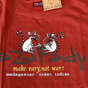 Maki Madagascar T-Shirt